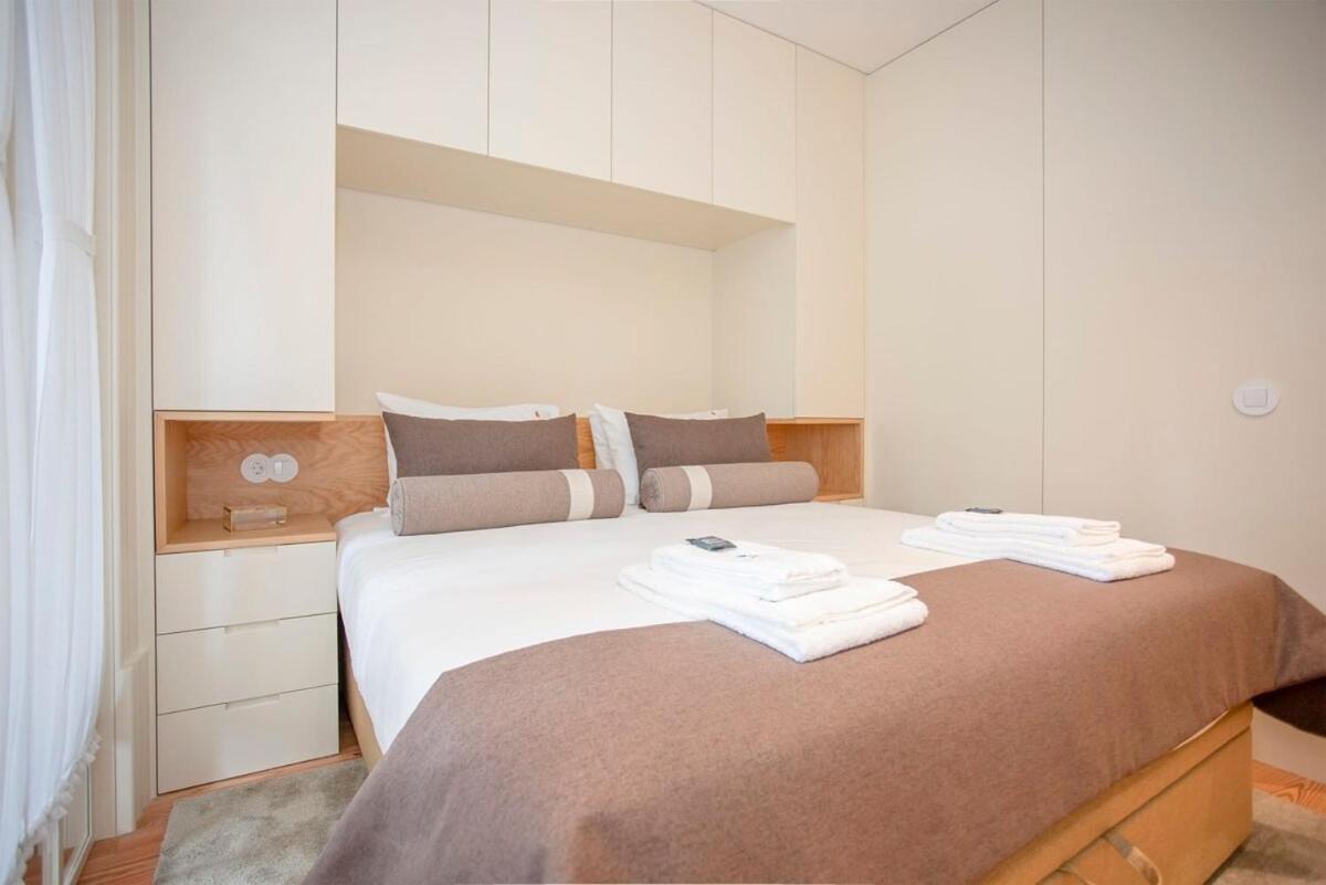 Liiiving In Porto - Cedofeita Charming Apartment Zewnętrze zdjęcie
